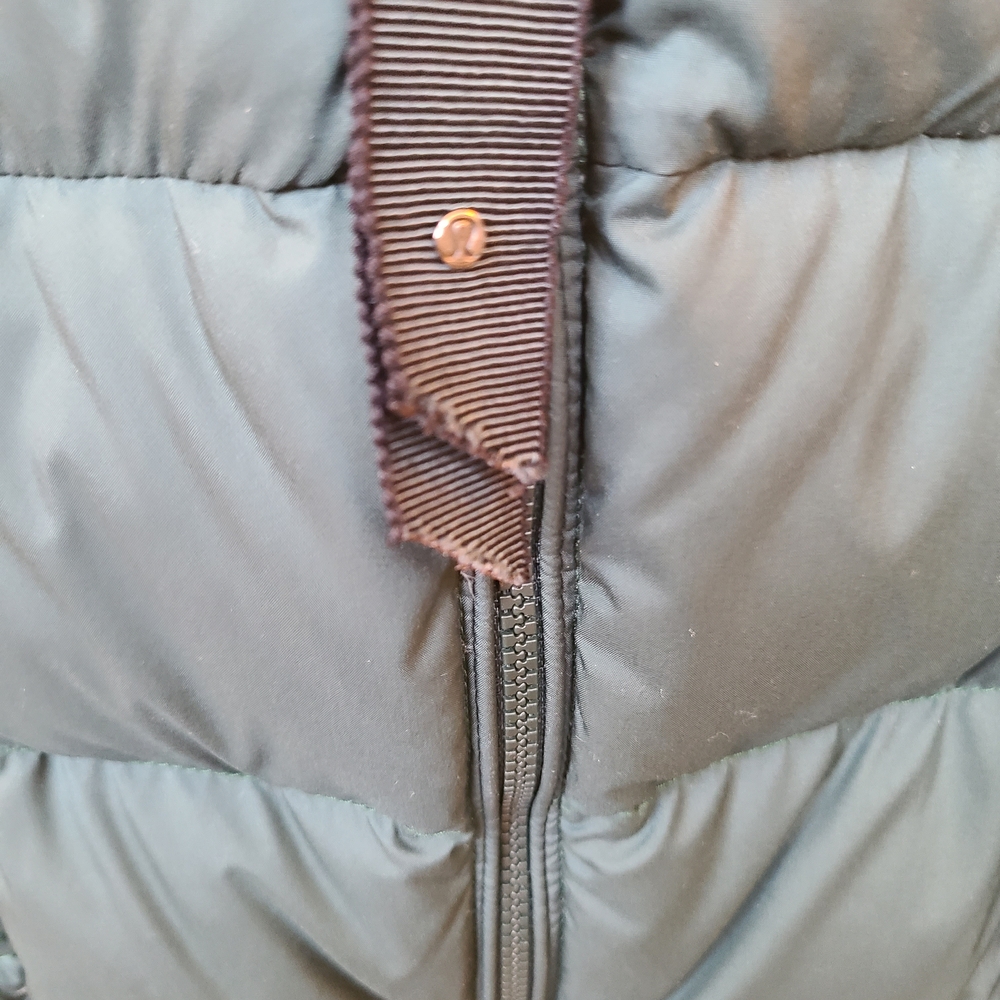 lululemon Quilted Puffy Vest - Picture 8 of 10